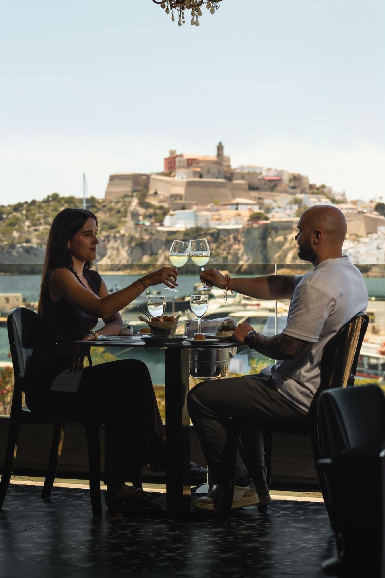 Corso & Hotel Ibiza