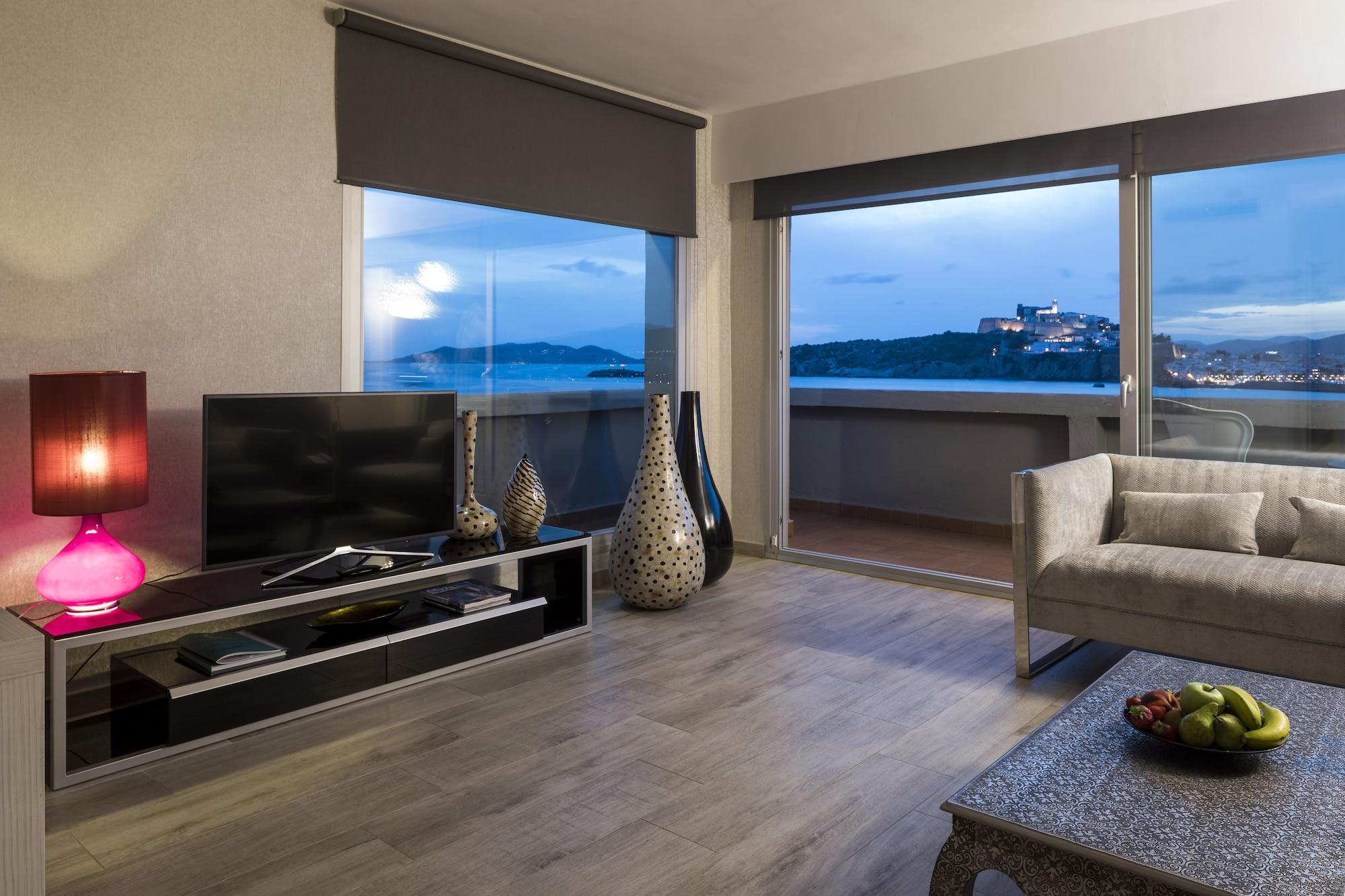 Corso & Ibiza